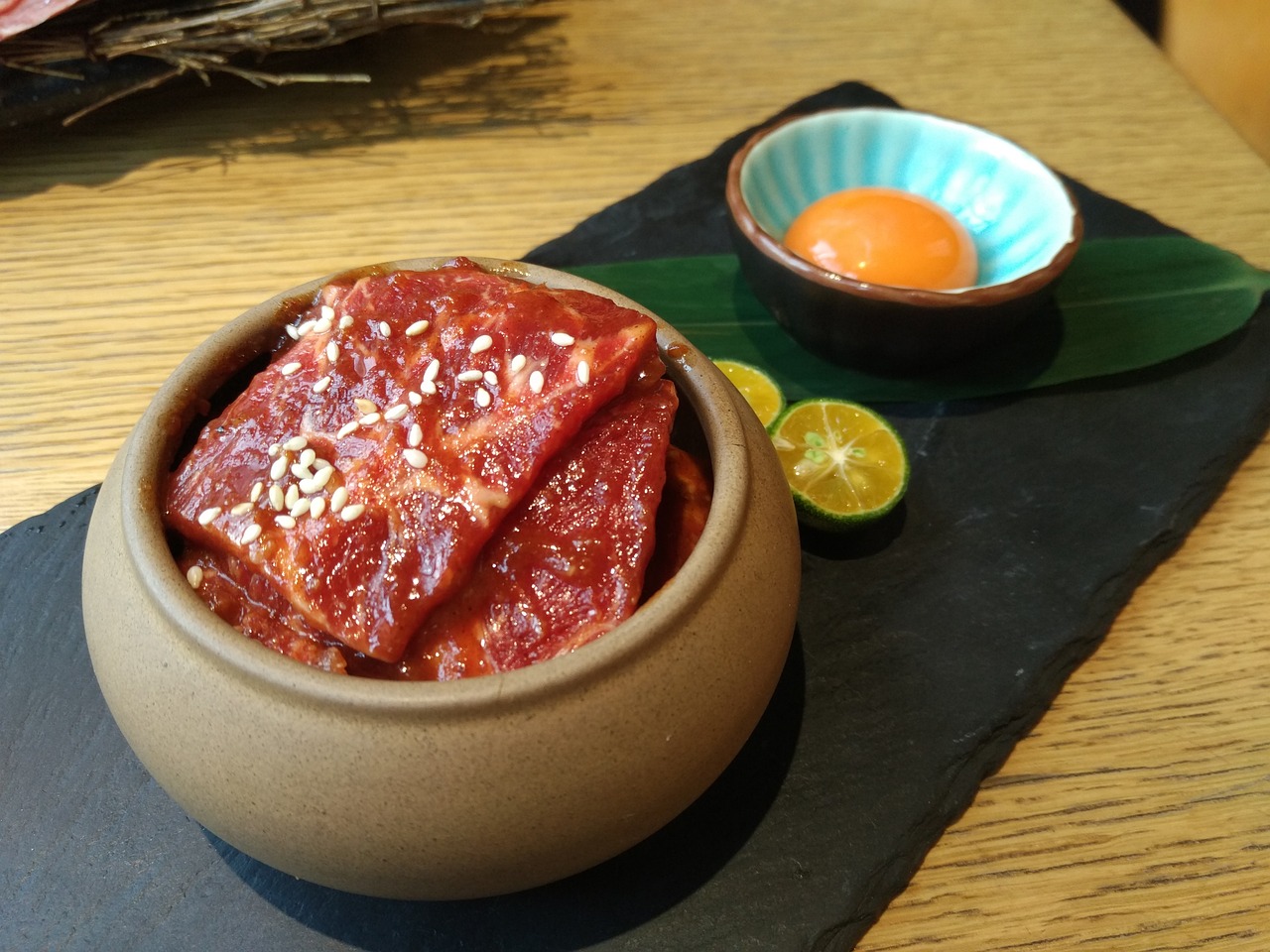 探索馄饨最新潮流美食，全新吃法大揭秘！