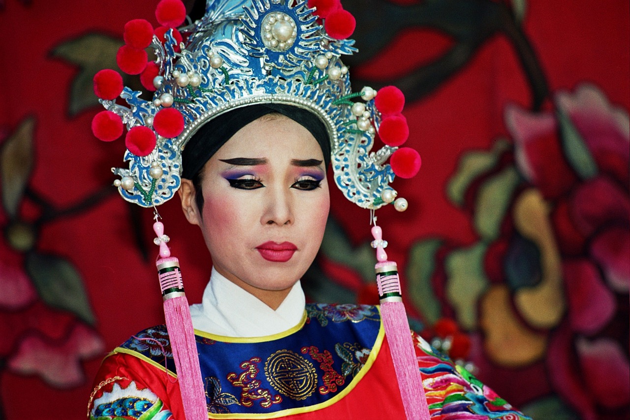 四月电影武当中的璀璨明星，演员们的精彩表现
